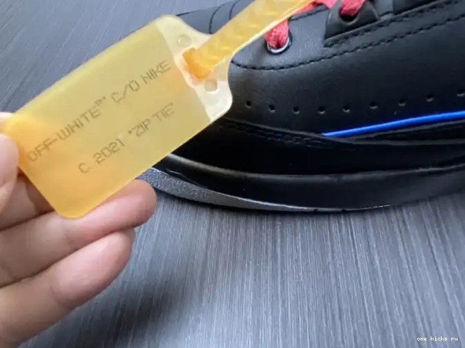 Rep Onekick Black DJ4375-004 Low SP Off-White Retro 2 Jordan Blue 0404